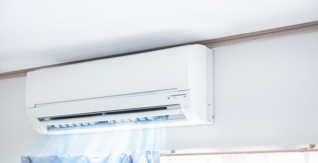 無開口壁に家庭用エアコンを設置する際の注意点
