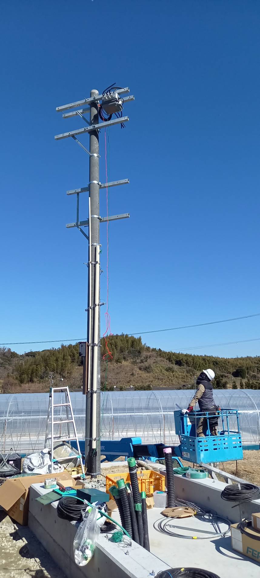  発電機・高圧受電設備設置工事 – 電気配線工事や蓄電池の設置、電気工事の業者なら愛知県豊橋市などに対応の新和電気株式会社へ Illustration 